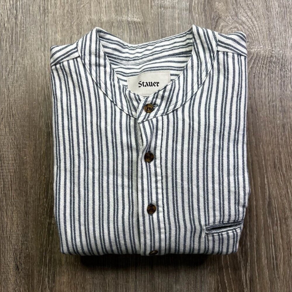 Stauer Shirt Mens L Large Blue Pinstripe Grandfather Popover Collarless Irish